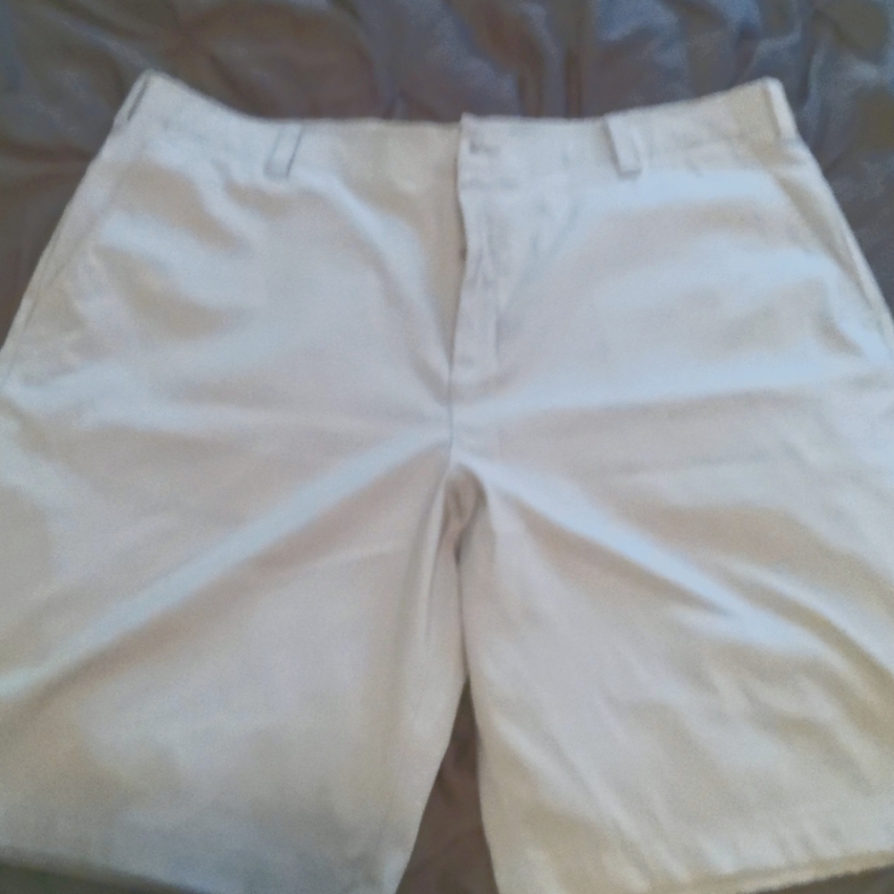 Golf shorts